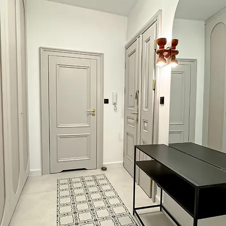 Artecento Premium Old Town, Underground Parking