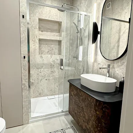 Апартаменты Artecento Premium Old Town, Underground Parking